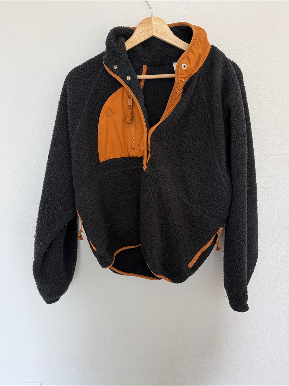 FP Movement Women’s Black & Rust Sherpa Jacket - Unbranded
